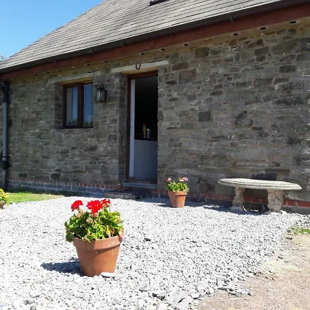 The Barn Annexe, Cefn-Yr-Allt Crickadarn Esterno foto